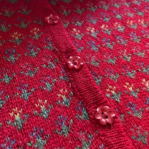 💐 Laura Ashley, Vintage Little Red Riding Hood Floral Wool Knit Jumper - Picture 8 of 16